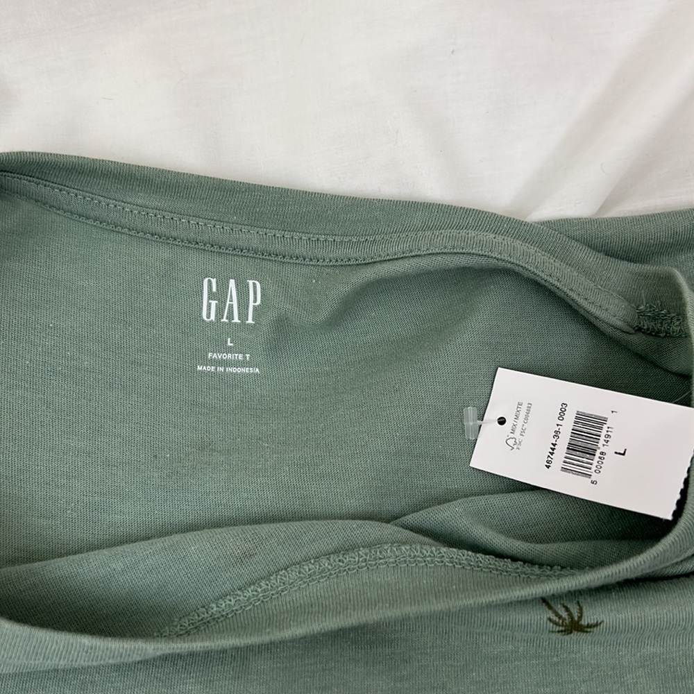 Gap Green Crew Neck T-Shirt with Palm Tree Design ~ Favorite T Size Large - Picture 7 of 8